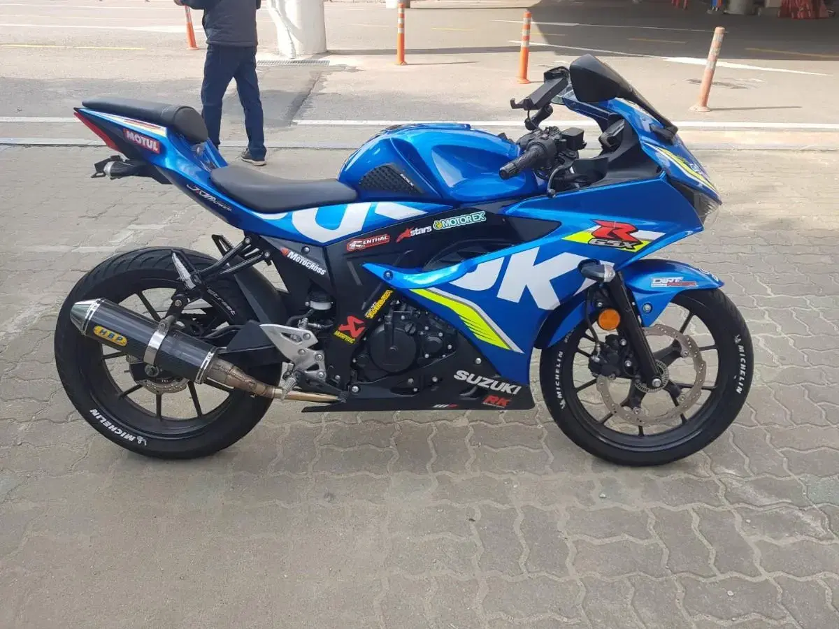 스즈키 Gsxr125 19년식 머플러 튜닝 차량 판매중